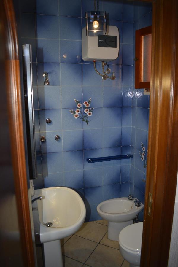 Casa Vacanza Pietro E Nina Lecce Kültér fotó