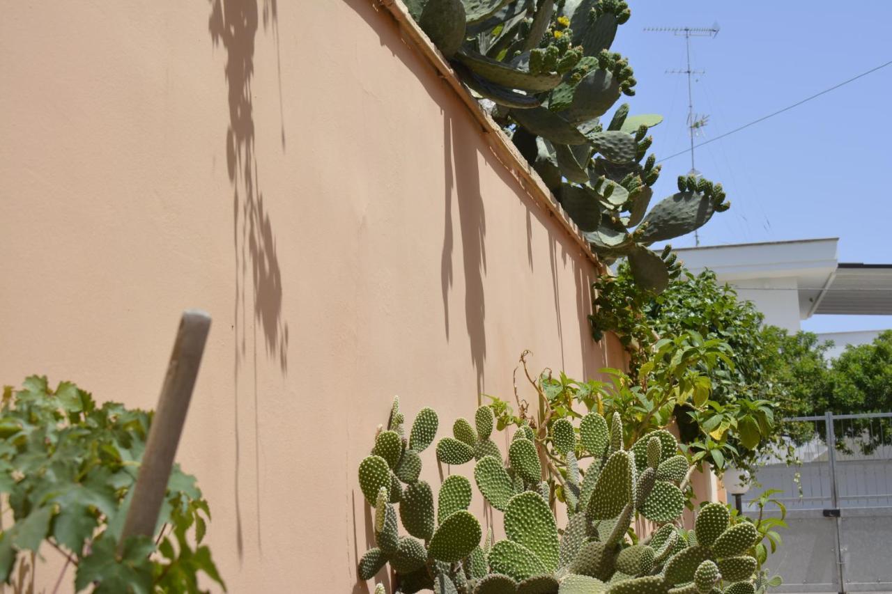 Casa Vacanza Pietro E Nina Lecce Kültér fotó